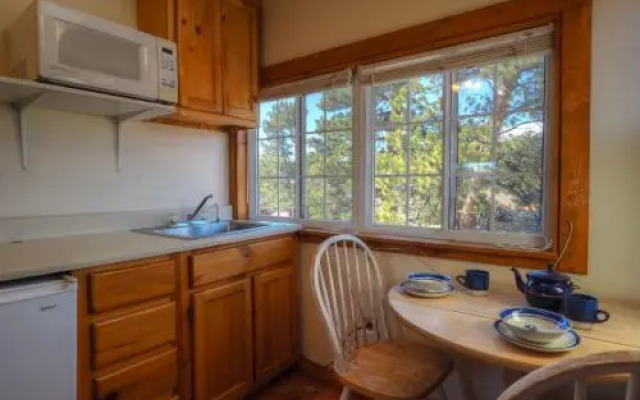 New! Edelweiss Mountain Haus -- E.V. Reg # 3386 Cottage