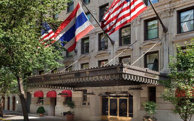 Отель Plaza Athenee США, Нью-Йорк - отзывы, цены и фото номеров - забронировать отель Plaza Athenee онлайн вид на фасад