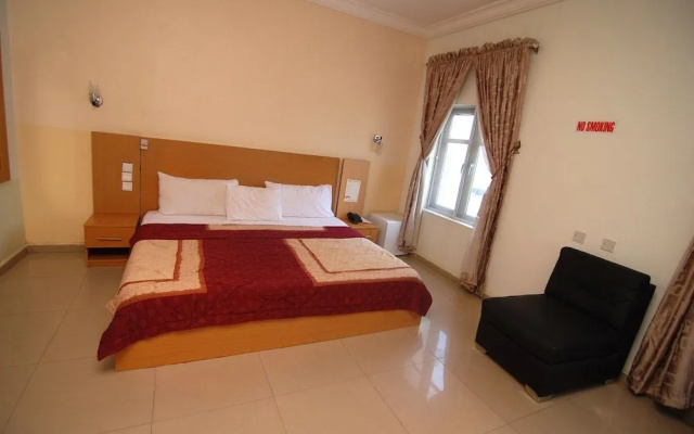 Grandville Hotel & Resort