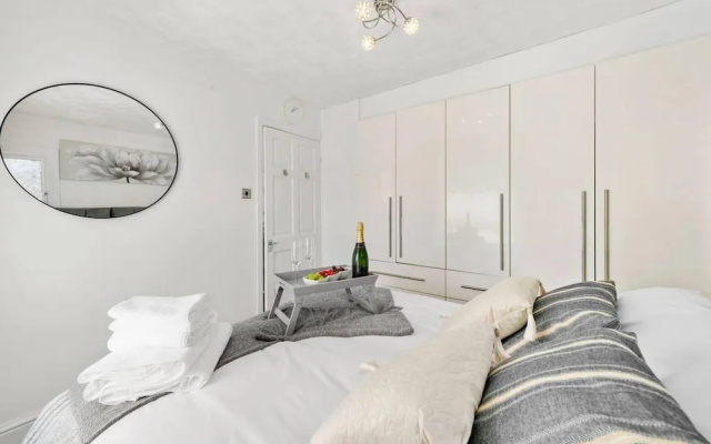Impeccable Apartment in Bletchley Milton Keynes
