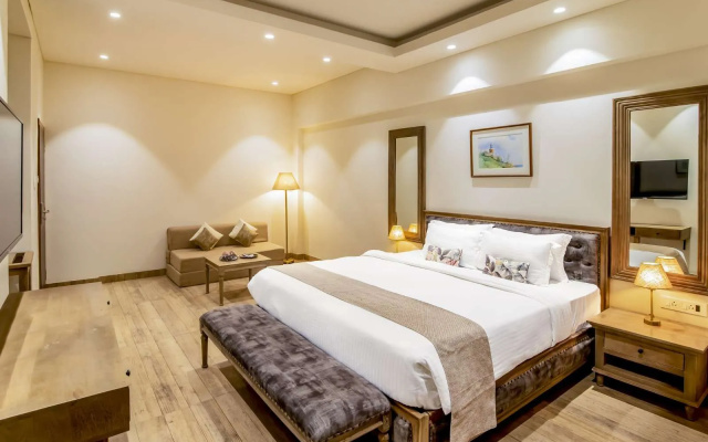 Silver Oak Tropical Resort, By Bay Hotels