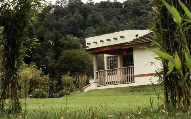 Hotel Bosques del Sol Suites