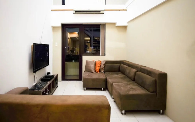 SR Vacation Rental - The Persimmon Condominium