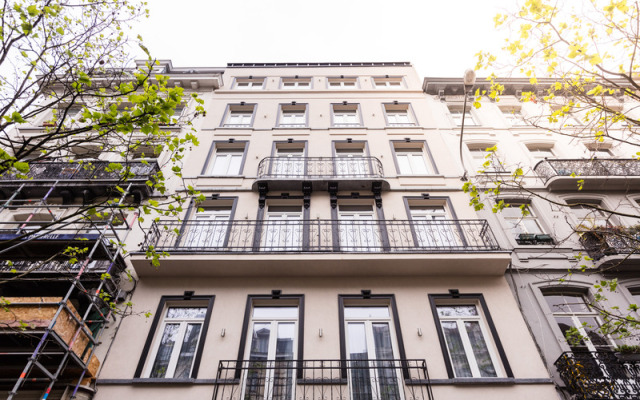Отель Beau Séjours Appart Bruxelles Брюссель вид на фасад