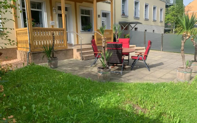 Ferienwohnung Elsterveilchen 100 m bis zur Soletherme und Theater