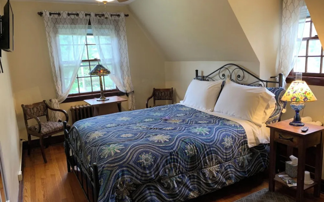 Georgian Garden Inn