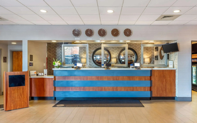 Comfort Inn & Suites Logan International Airport