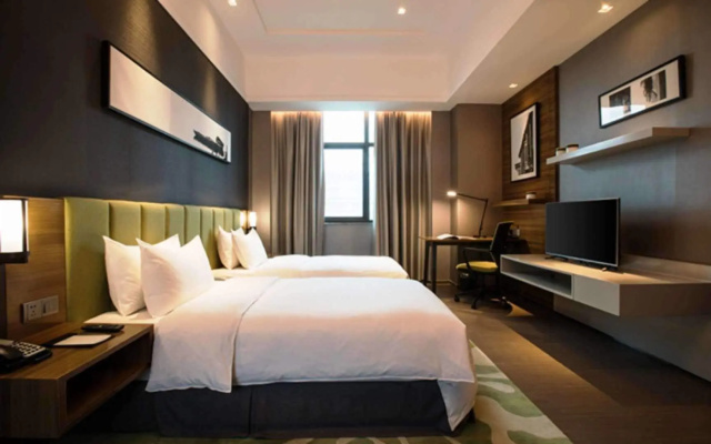 The Mulian Urban Resort And Hotel