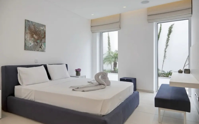 Elegance Beachfront Villa