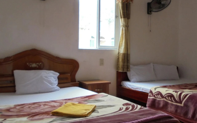 Cat Ba Hostel