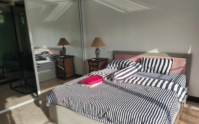 305 Jomtien Hill Resort