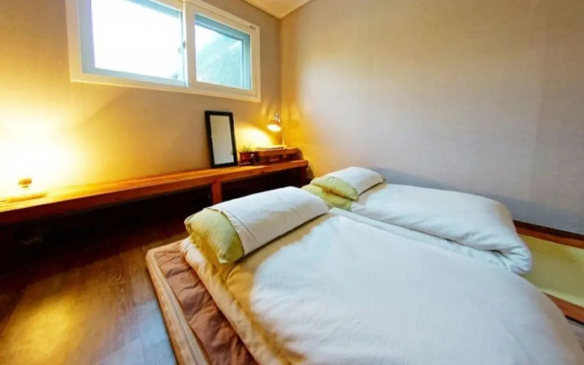 Jeonju Jiudang Hanok Stay
