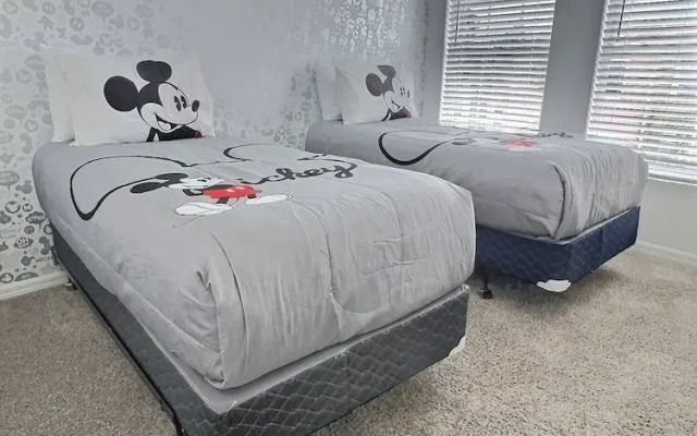 3BR Townhome Lake Berkley - Near Disney