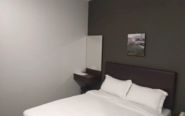 Happy Island Hotel