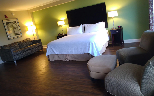 Holiday Inn Macon North by IHG