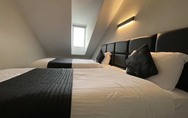 Mays Apartments