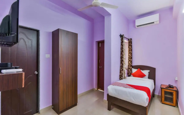 Swarnam Banquet Hall And Hotel