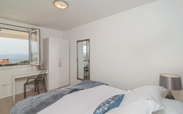 Nice Apartment in Podstrana With 1 Bedrooms and Wifi