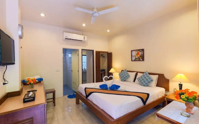 Batic House By Sharaya Hotel