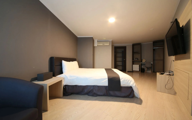 Gyeongpo Soo Hotel