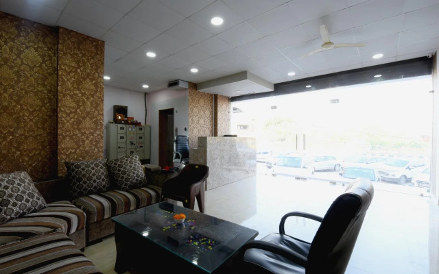 OYO 79935 Collection O Hotel Danaria