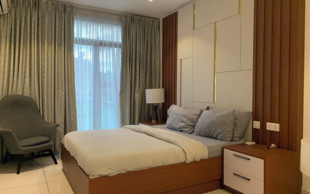 Peravi Suites at Embassy Gardens