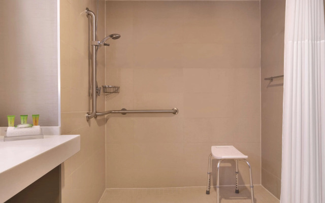 Park Inn by Radisson Brampton, On