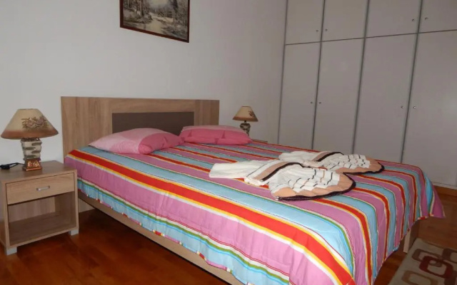 Cozy apartment for 2-5 people-Center Tripoli 1
