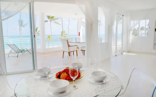 Everything Punta Cana - Top Beachfront