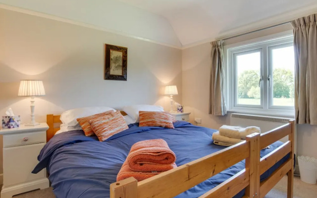 Comfy Holiday Home in Tenterden near Sissinghurst Garden