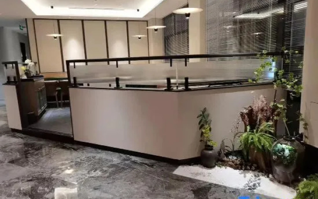 No. 8 Courtyard Homestay (Daming Lake Baotu Spring)