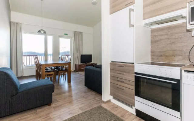 Skivillas 61 ukkohalla (b10)