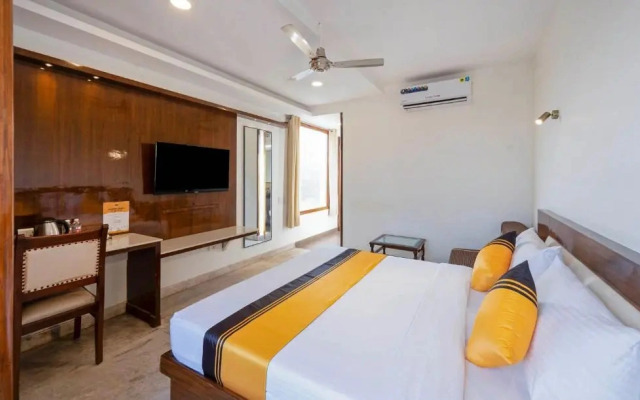 Itsy Hotels Svaruchi Inn