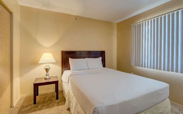 Emerald Suites