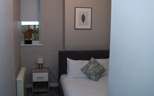 The White House Apartments