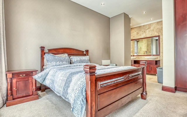Executive 4-Bedroom Home