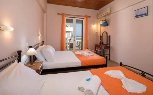 Mare Blu Studios & Suites
