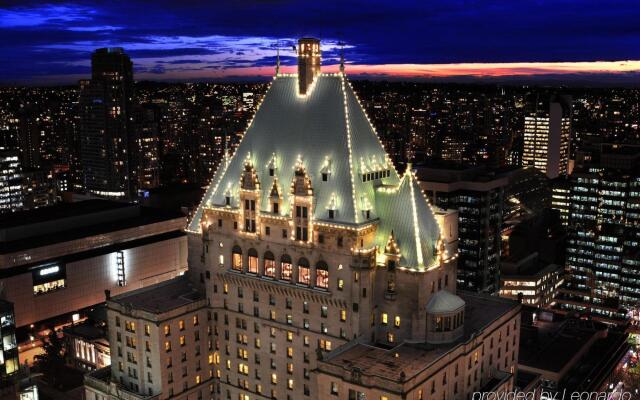 Отель Fairmont Hotel Vancouver Канада, Ванкувер - отзывы, цены и фото номеров - забронировать отель Fairmont Hotel Vancouver онлайн вид на фасад