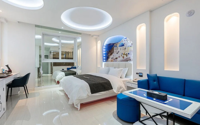 Theban Hotel