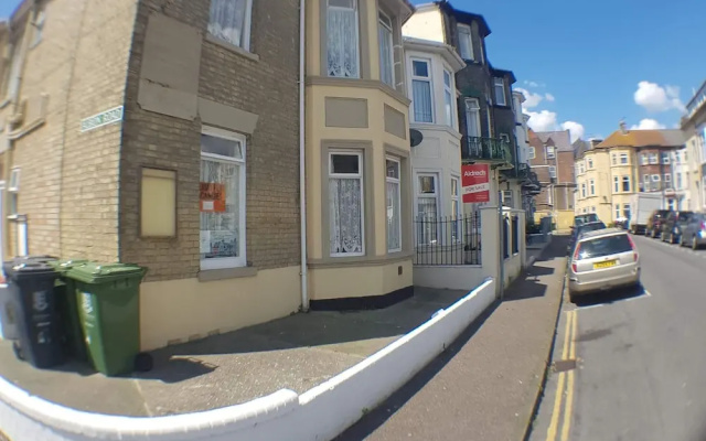 4 Berth, Ground Floor Flat, Glen Villa 1