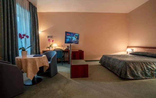 Hotel Diana