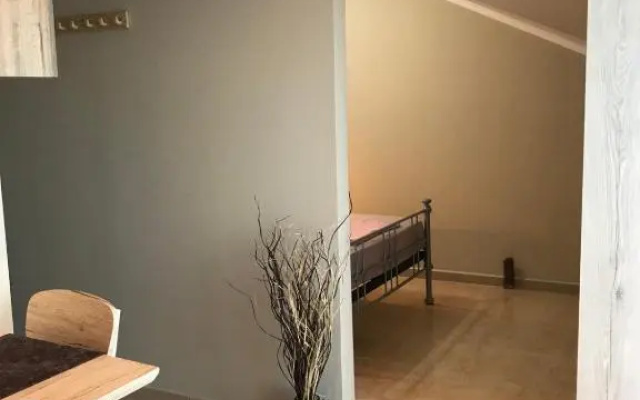 Marinos Studios - 2nd floor studio
