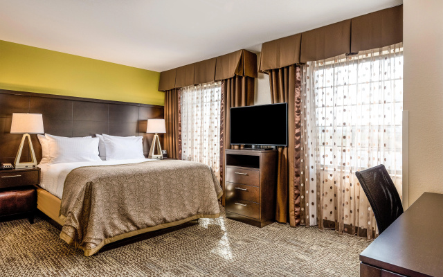 Staybridge Suites Eau Claire - Altoona by IHG