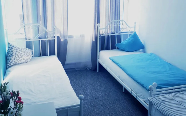 ZiZi Central Hostel