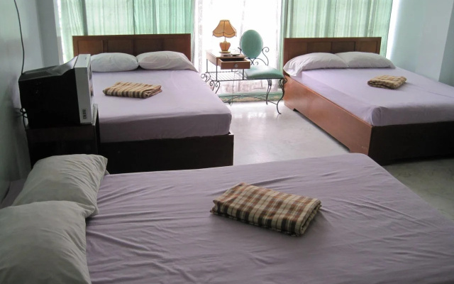 V Hotel and Apartel