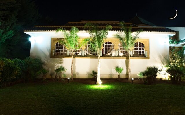 Отель Villa Des Ambassadors Марокко, Рабат - отзывы, цены и фото номеров - забронировать отель Villa Des Ambassadors онлайн вид на фасад