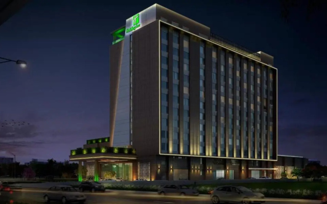 Holiday Inn Lucknow Airport by IHG