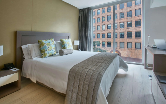 100 Luxury Suites by Preferred