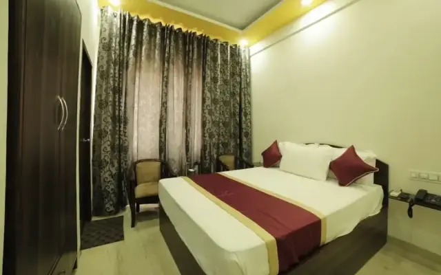 Hotel Skyee Residency Chandigarh