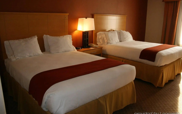 Holiday Inn Express Stockton Southeast by IHG